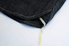 Load image into Gallery viewer, 9OZ 'STANLEY' SELVAGE CHAMBRAY WORK SHIRT (INDIGO)