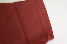 Load image into Gallery viewer, 7OZ ‘AIRY’ LOOPWHEELED TEE (BURGUNDY)