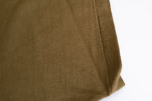 Load image into Gallery viewer, 7OZ ‘AIRY’ LOOPWHEELED TEE (OLIVE)
