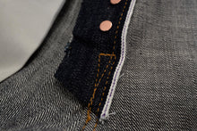 Load image into Gallery viewer, 13.2OZ ‘RAIN-DROP’ 1001T DENIM (TAPERED FIT)
